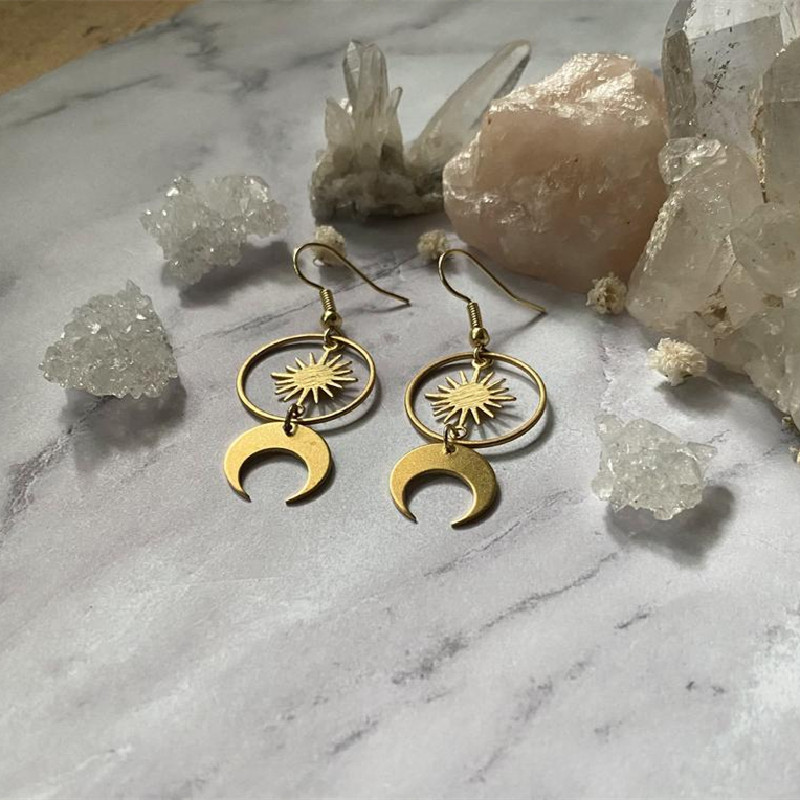 Sol Incompatibilidade Estrela e Lua Brincos para Mulheres, Celestial Moonchild Charme, Rosto com BOHO, Criatividade Jóias, Cor Dourada, Novo Presente: Dourado