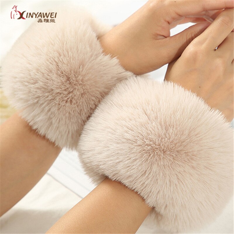 Et par vindtæt faux pels plys manchetter armbånd vinter arm varmere kvinder tykke håndled arme handsker kvinde elastisk.