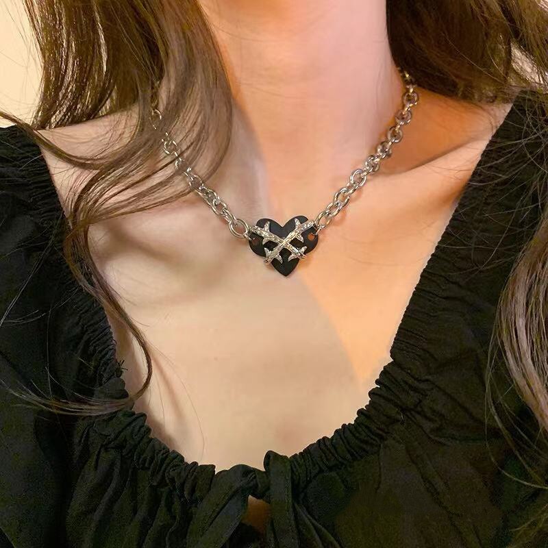 Kpop Vintage Harajuku Goth catene a cuore in metallo girocollo collane Grunge per donna Egirl Cosplay accessori estetici gioielli: L