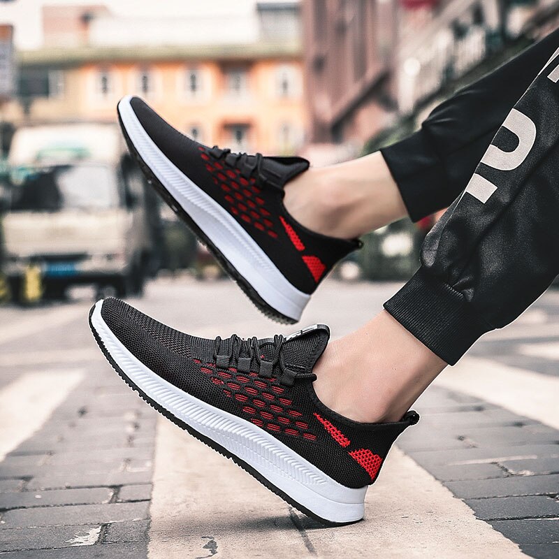 Klassiska sneakers herr stil män casual skor bekväma mesh utomhus promenader joggingskor