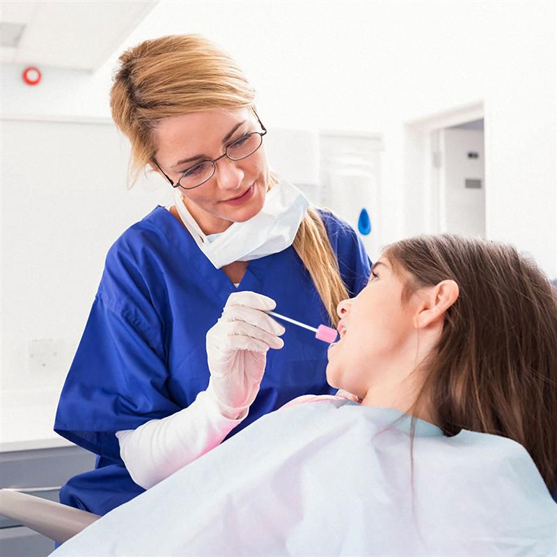 100 stk rosa engangs munnpleie svamp vattpinne tann rengjøringe munn vattpinner munn rengjøringe verktøy sanitær tampong