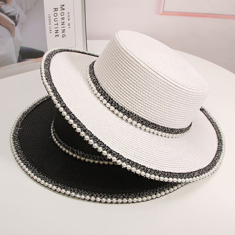 Sombrero panamá de paja con cadena de perlas de verano para mujer, gorra plana Anti-UV de ala ancha para el sol, accesorio de playa para niña Chapeu Girl Topee