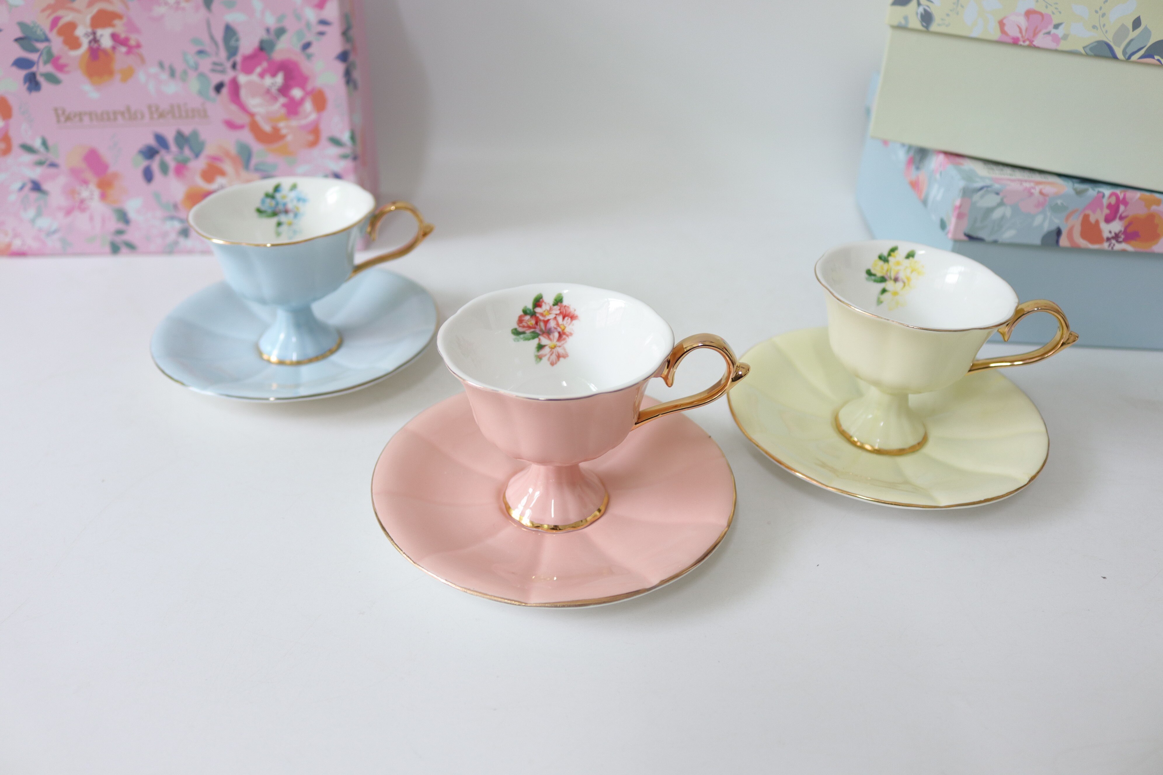 Chinese Tea Cup Set Porcelain Eco Friendly Simple Small Ceramic Coffee Cup Set Saucer Spoon Crockery Xicara Drinkware