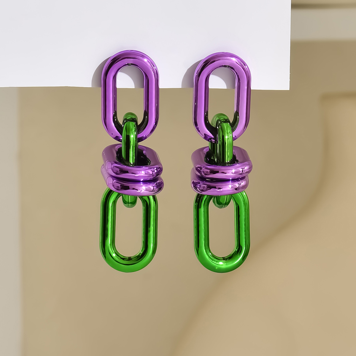 Pendientes largos de cadena geométrica acrílica Vintage para mujer, aretes colgantes verdes metálicos Punk, joyería y2k 2023: Rodio plateado