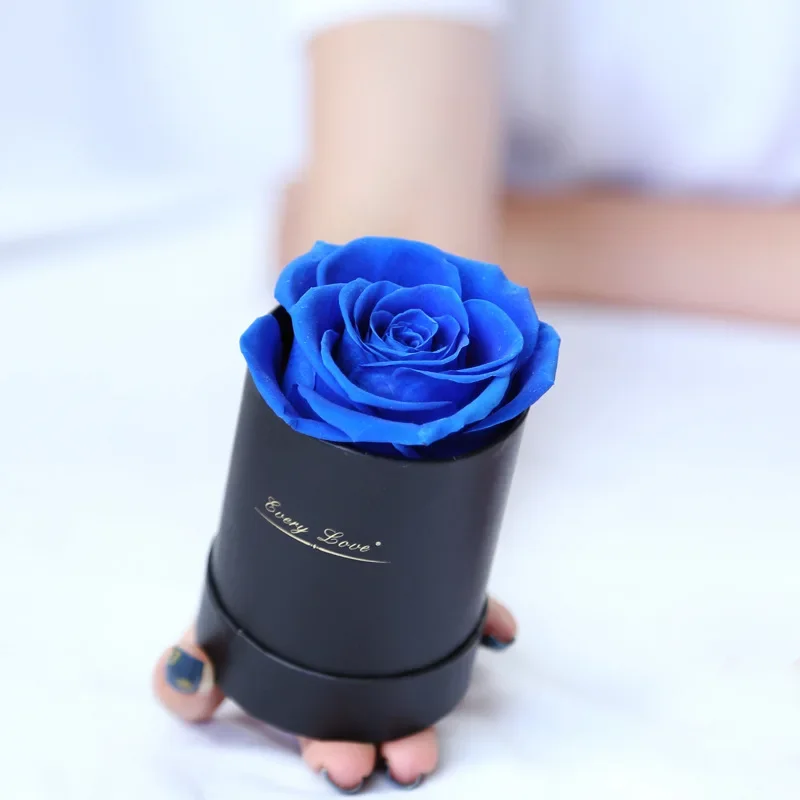 Caja de de cubo de abrazo redondo con flor rosa preservada, flor eterna, rosa inmortal, boda, del Día de San Valentín para novia, mamá y esposa: Castaño