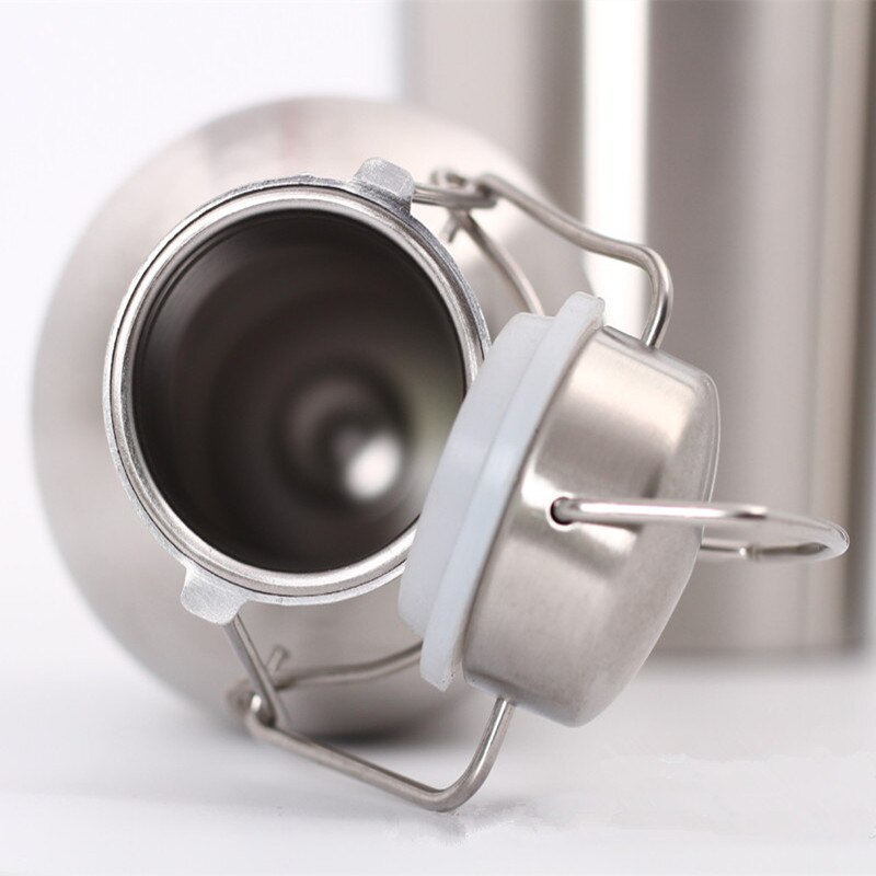 32OZ/64OZ Stainless Steel Homebrew Beer Growler Portable Beer Barrel Secure Swing Top Lid Craft Beer Bottle
