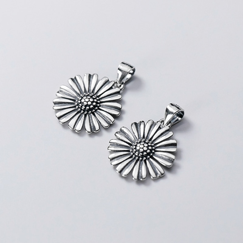 925 Sterling Silber exquisit Kunsthandwerk Gänseblümchen Charme matt Silber Halskette Anhänger DIY Schmuck Erkenntnisse