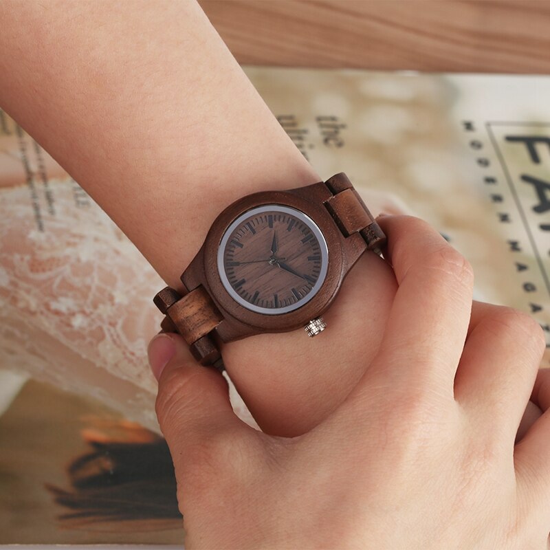 Einfache Reine Zifferblatt retro Nussbaum Holz Uhr Frauen Uhr Stunden Ganze Einstellbare Holz Handgelenk Damen Uhren für frau Montre Femme