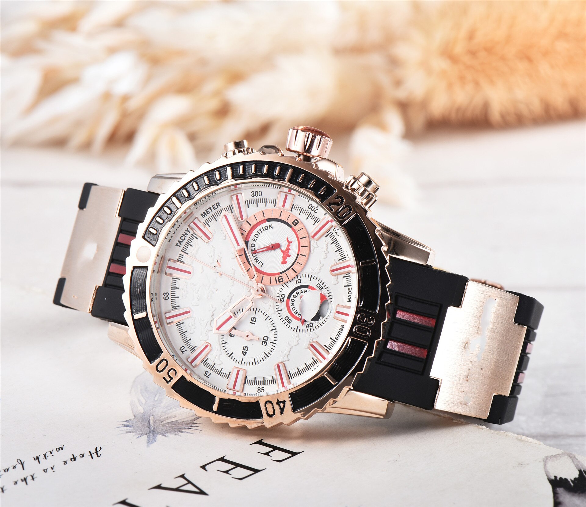 Nouvelle montre populaire de en stock