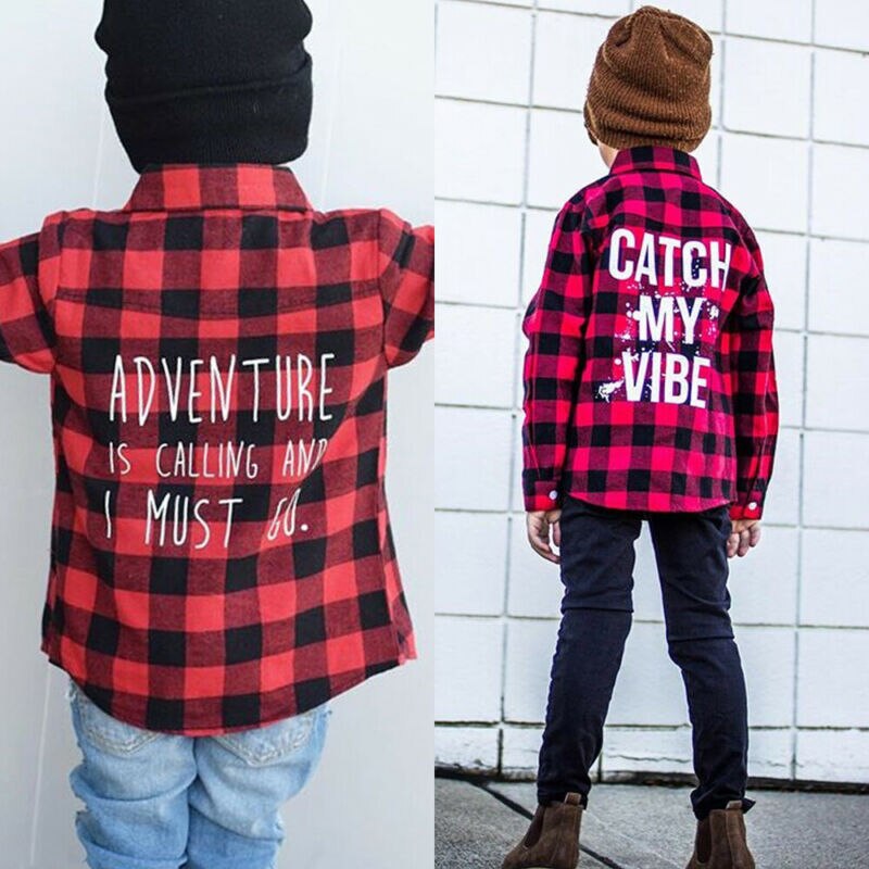Capretti di modo Del Bambino Della Ragazza del Ragazzo di Plaid Rosso Camicette Di Natale Vestiti di Nuovo Camicette Bambini di Autunno della Molla Della Stampa Della Lettera Camicette 1-6Y