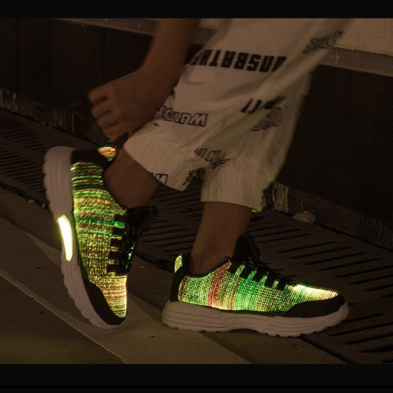 Children's Lighted Shoes Size 35-46 Mens Womens with Luminous Sole fiber optic shoes Boys Girls Glowing LED Sneakers for Kids