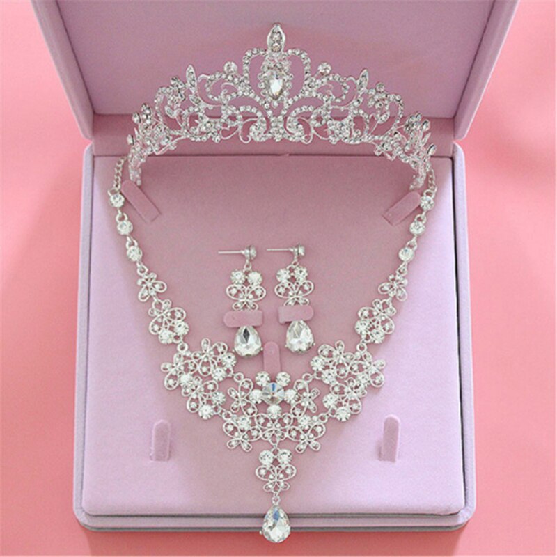 Prachtige Parel Bruiloft Bruids Sieraden Sets Vrouwen Bruid Bruiloft Sieraden Accessoires Tiara Kroon Oorbel Ketting