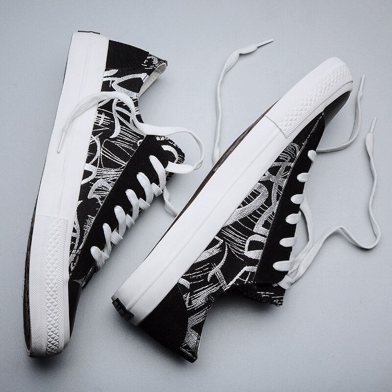 nouveaux hommes toile chaussures vulcanisé chaussures conseil chaussures décontracté graffiti marée chaussures bas-haut sport chaussures pour hommes