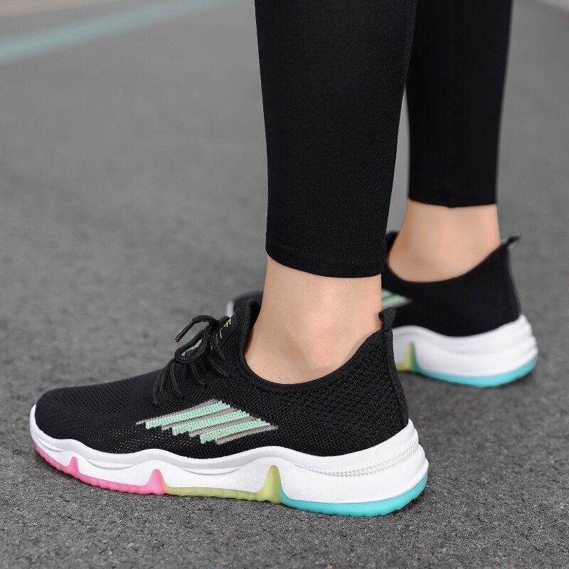 Sneakers kvinders lette fritidssko regnbuebund komfortable flade sko smukke og alsidige kvinder air mesh sko