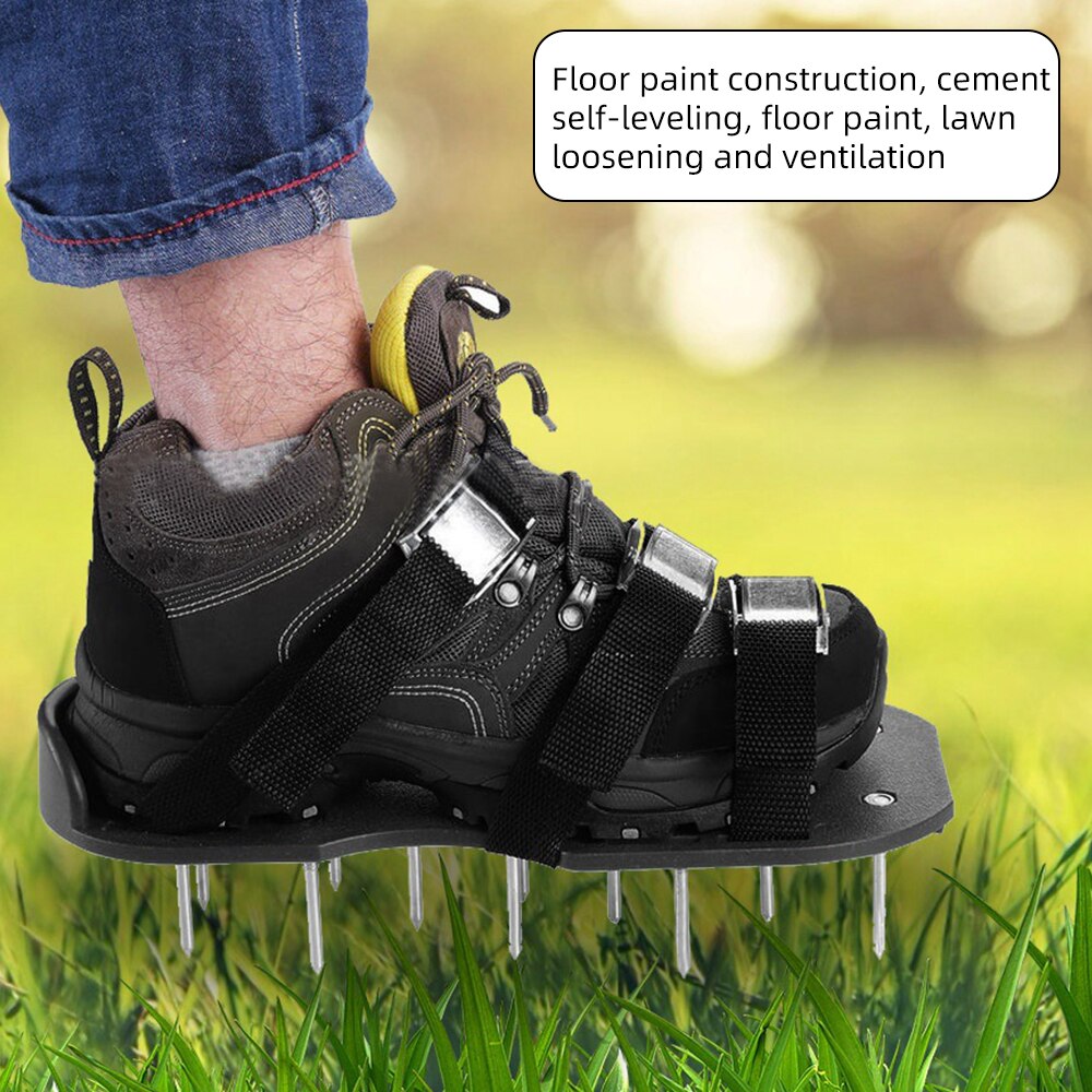 Une paire de métal boucle sol meuble chaussures artésiennes Ping pointes marche revitalisant pelouse aérateur sandales plastique pointes