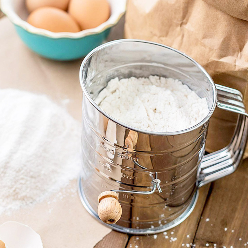 Hand Crank Flour Sifter Stainless Steel 3-Cup Measuring Sugar Powder Sieve Cup Kitchen Sifting Tool