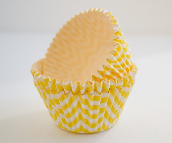 400 Yellow & Gray Chevron Cupcake Liners, Wedding Polka Dot Cupcake Liners, ColorBlock GREASE RESISTANT Liners