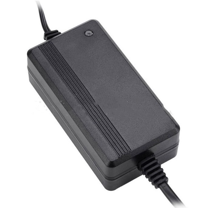 12v blybatteriladdare 3a bilbatteriladdare intelligent trestegstyp lämplig för 6-30ah