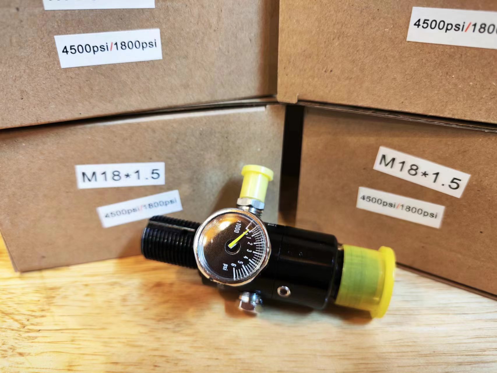 Regulator Valve 5/8-18UNF or M18*1.5 Regulator Valve 4500psi High Tank Regulator Cylinder Diving Aquarium Plant CO2 Tank Dive