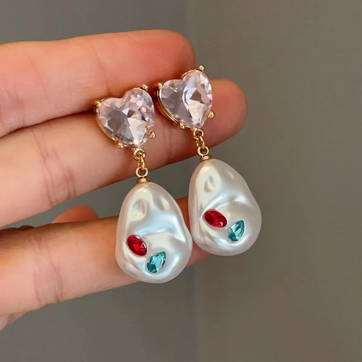 Pendientes largos de ojos grandes exagerados de estilo francés, pendientes de gotas de agua con perlas a la: Verde Libélula