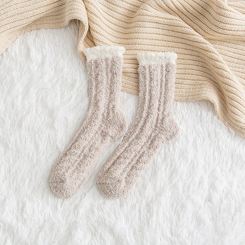 1 Pair of Coral Plush Socks Women's Plush and Thickened Sleeping Terry Socks Autumn and Winter Floor Thickened Warm Socks: 01