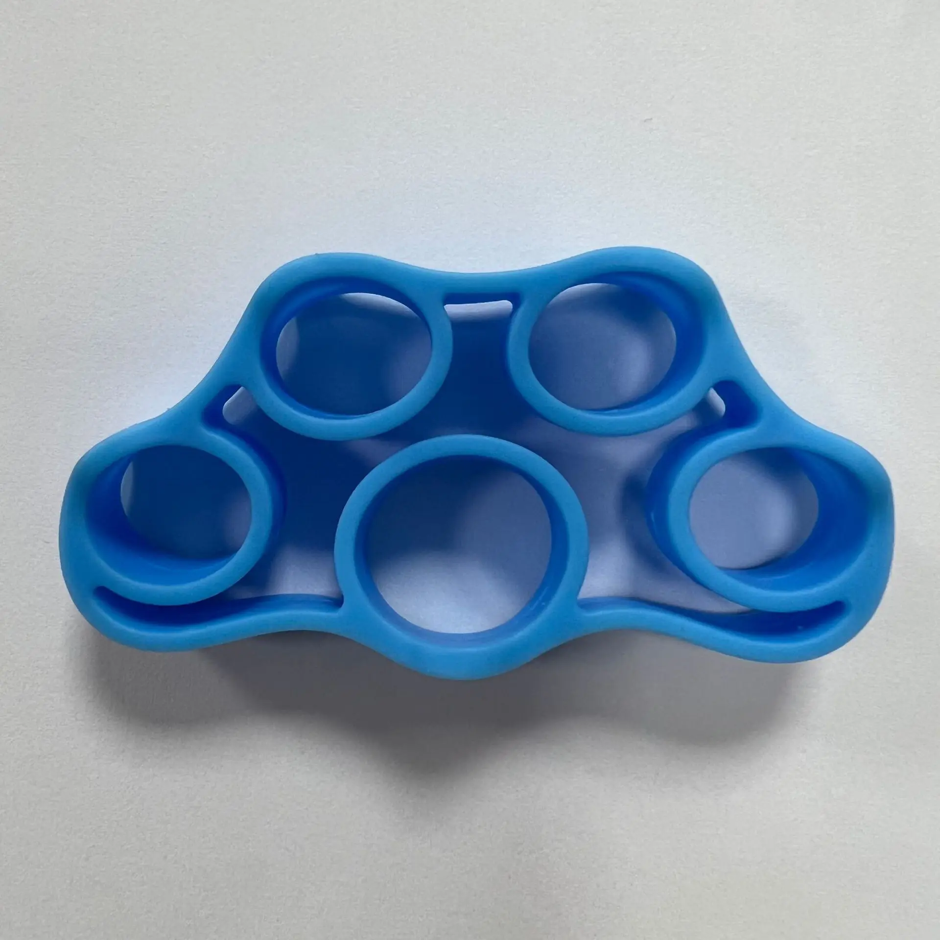 Silicone Finger Pull Ring for Training Rubber Ring Pull Ring Hand Grip Expander Forearm Wrist Training Carpal Bone: Blue