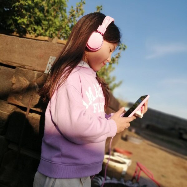 EP05 Foldable Headphone Children Headsets Portable Wired Headphone Stereo Bass Kids Headphones With Microphone Music Earphones