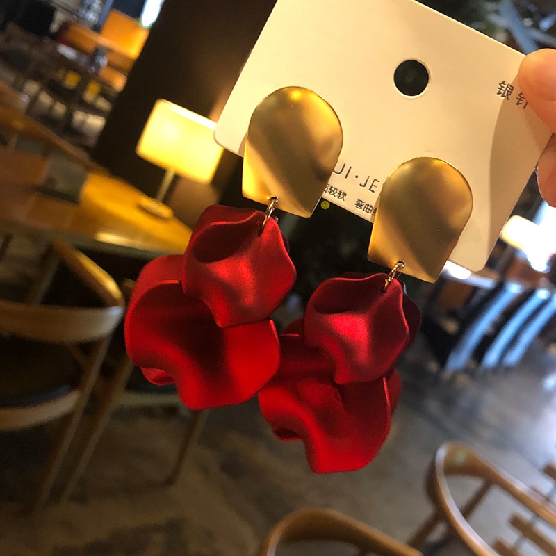 Blomma långa dingla örhängen för kvinnor bröllop bröllopsfest vit röd stor kronblad koreanska örhängen uttalande smycken