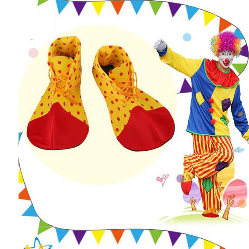 Et par klovnesko i gennemsnitlig størrelse prik halloween kostume klovnesko til kvinder mænd festdekorationer (tilfældig farve)