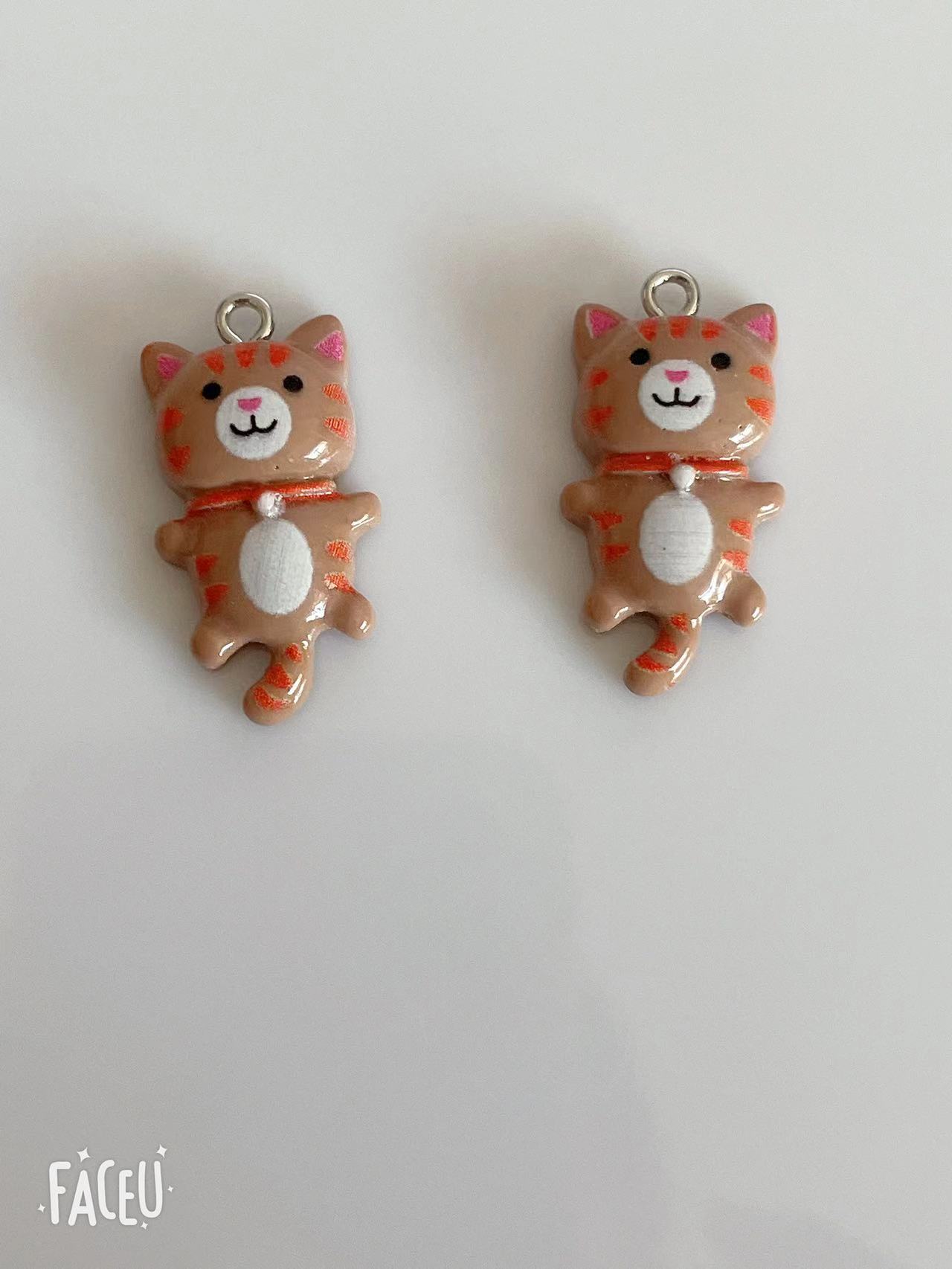 10pcs 15*29mm Cute Cat Flat Back Charms For Pendant DIY Earrings Necklace Jewelry Accessories Finding: Light Yellow Color