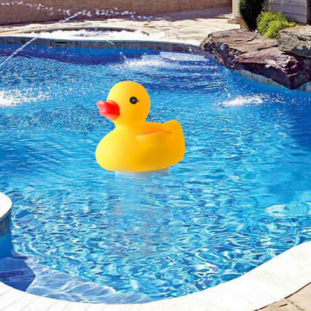 Flotador dispensador químico flotante de pato bonito para piscina, dispensador de pastillas de cloro, ofertas de abrazo