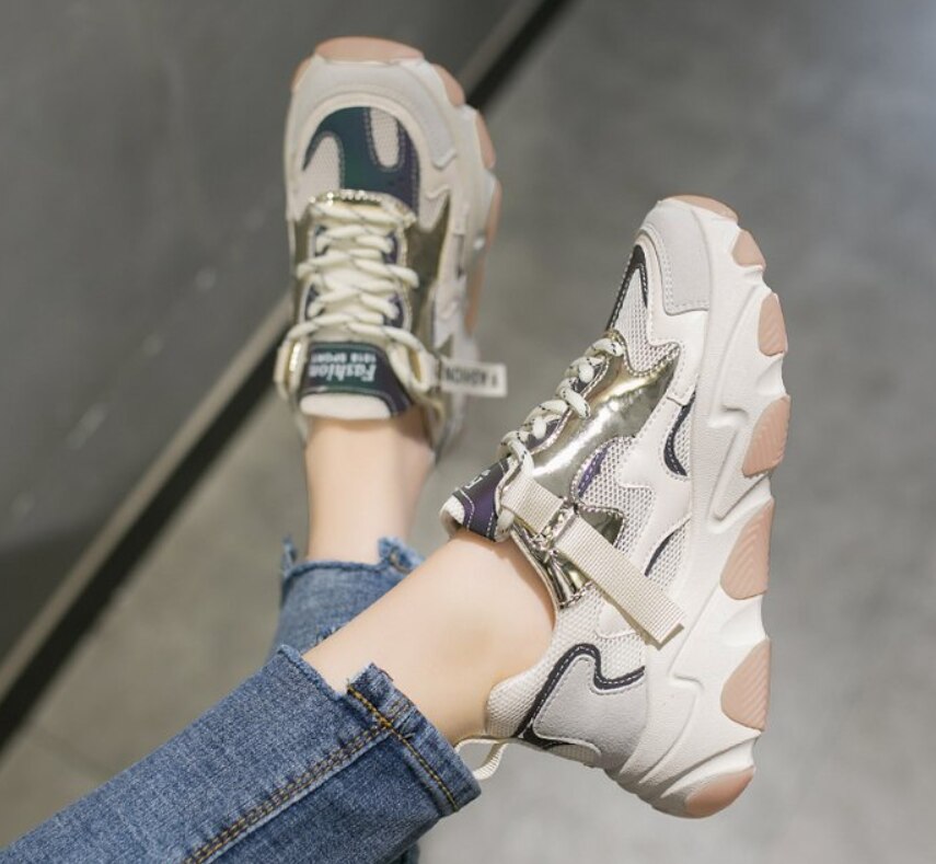 Kvinders chunky sneakers kvinder platform sko snøre åndbare luft sko kvinder kvindelige trænere far sko