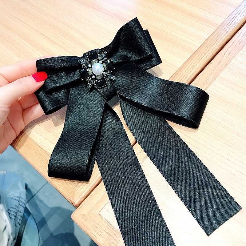 Korean High-end Black Rhinestone Bow Brooch Jewelry Luxury Exaggerated Large Neckpin Bowtie Brooches for Women Accessories