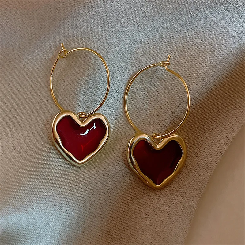 LATS Sweet Burgundy Enamel Heart Earrings for Women Girl Gold Color Metal Love Heart Hanging Dangle Earrings Vintage Jewelry