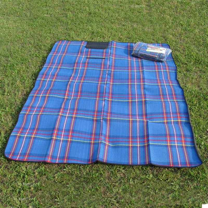 VILEAD Folding Beach Cushion Spring Outdoor Picnic Lightweigh Waterproof Sleeping Camping Pad Mat Moistureproof Plaid Blanket: Blue Camping Mat / 200x150cm