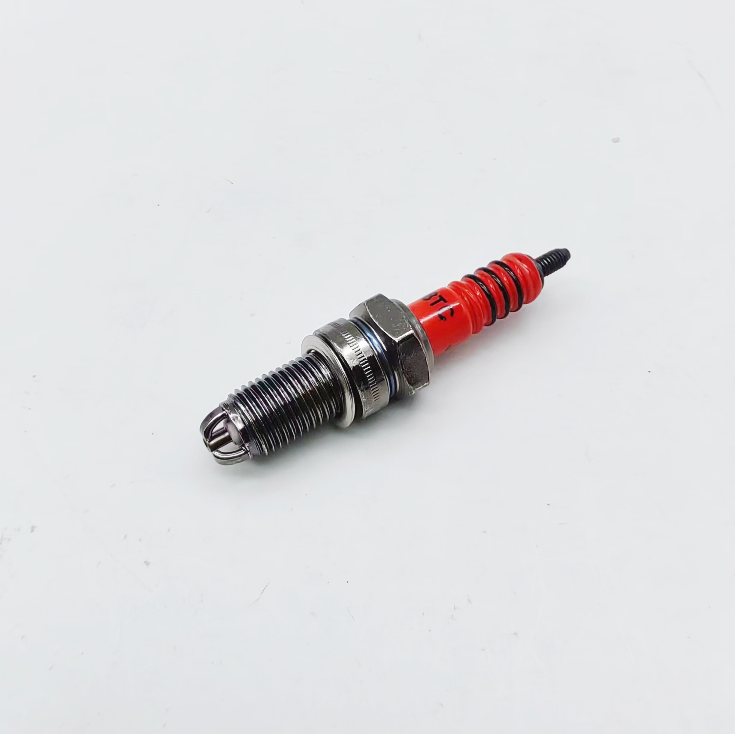 Universal- Rennen 3-Elektroden-Motorrad-Zündkerze A7TC CR8E D8TC für 50 cc 110 cc 125 cc 150 cc ATV Roller