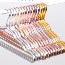 Colgador de ropa de aleación de aluminio, perchero antideslizante de Metal, organizador de armario, estante de almacenamiento de ropa