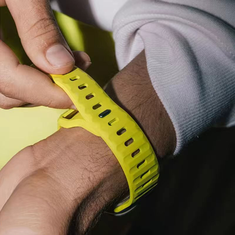 Soft Silicone Strap For Apple Watch Ultra Band 49mm 45mm 41mm 44mm 40mm 42mm 38mm Sport Watchband iWatch Series 9 8 7 6 Bracelet