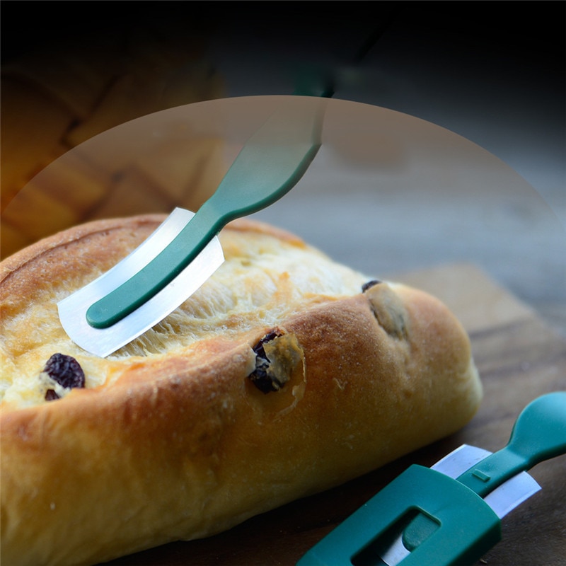 Köksbakning bakverk verktyg kniv europeiskt bröd baguette mjuk europeisk paketskärare böjt kolstål skuren korn brödskärare