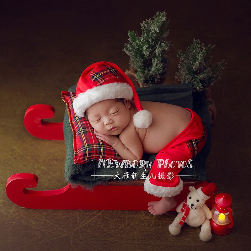 Jul baby rekvisita trä röd släde nyfödd jul outfit byxor hatt kudde uppsättning rekvisita för fotografi tillbehör pojke flicka