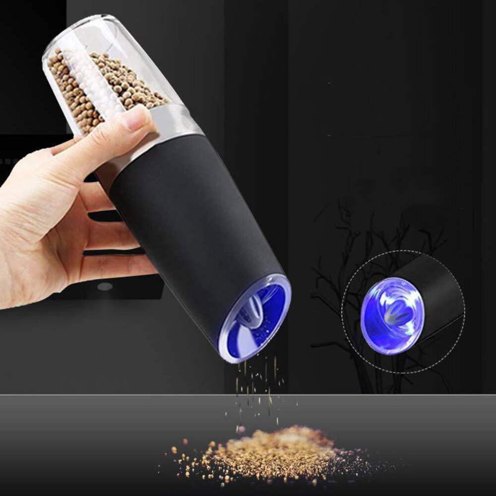 2Pcs Zwaartekracht Elektrische Zout En Peper Molen Automatische Pepermolen Led Licht Spice Kruid Batterij Keuken Gadgets Zwart En slive