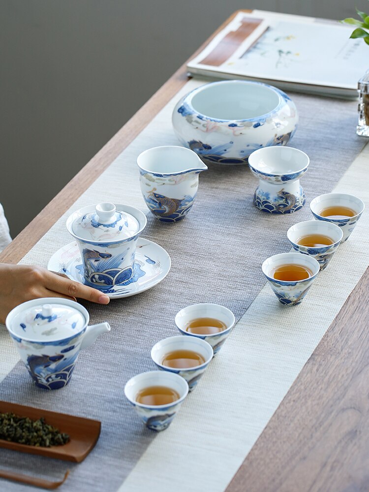 Lovende drage fisk keramisk låg skål te kop blå og hvid porcelæn te skål stor størrelse terrin husholdning kungfu tekop