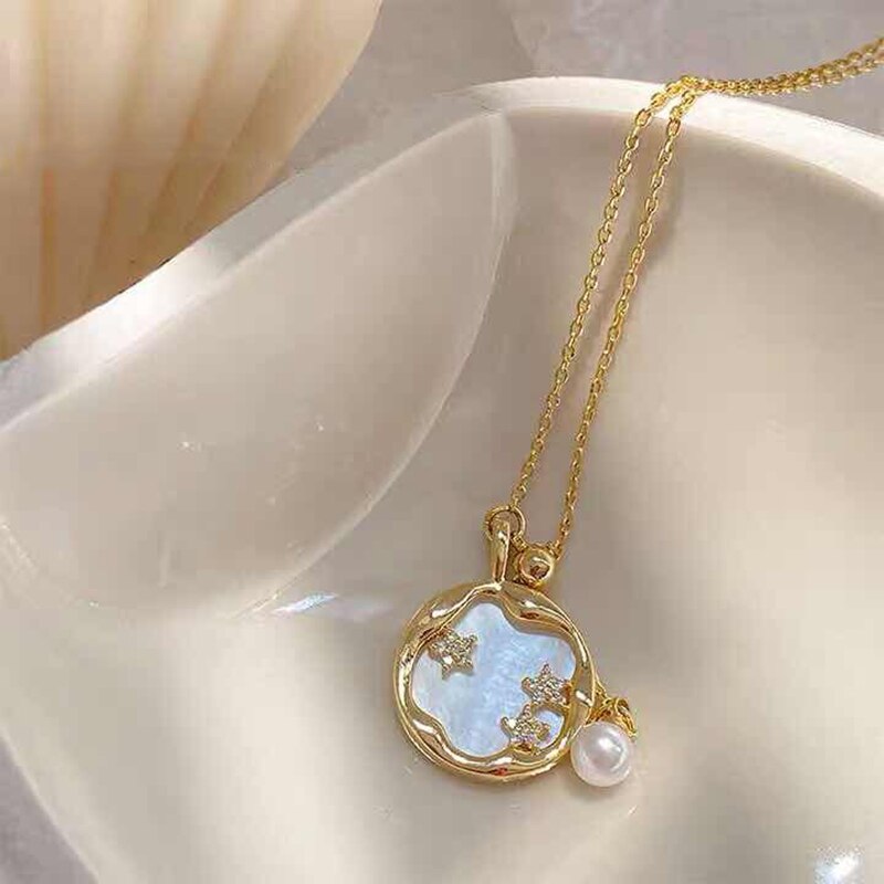 Star Rhinestone Round Pendants Necklaces for Women Clavicle Chain Lady Feminino Collar Necklace Peal Choker Jewelry