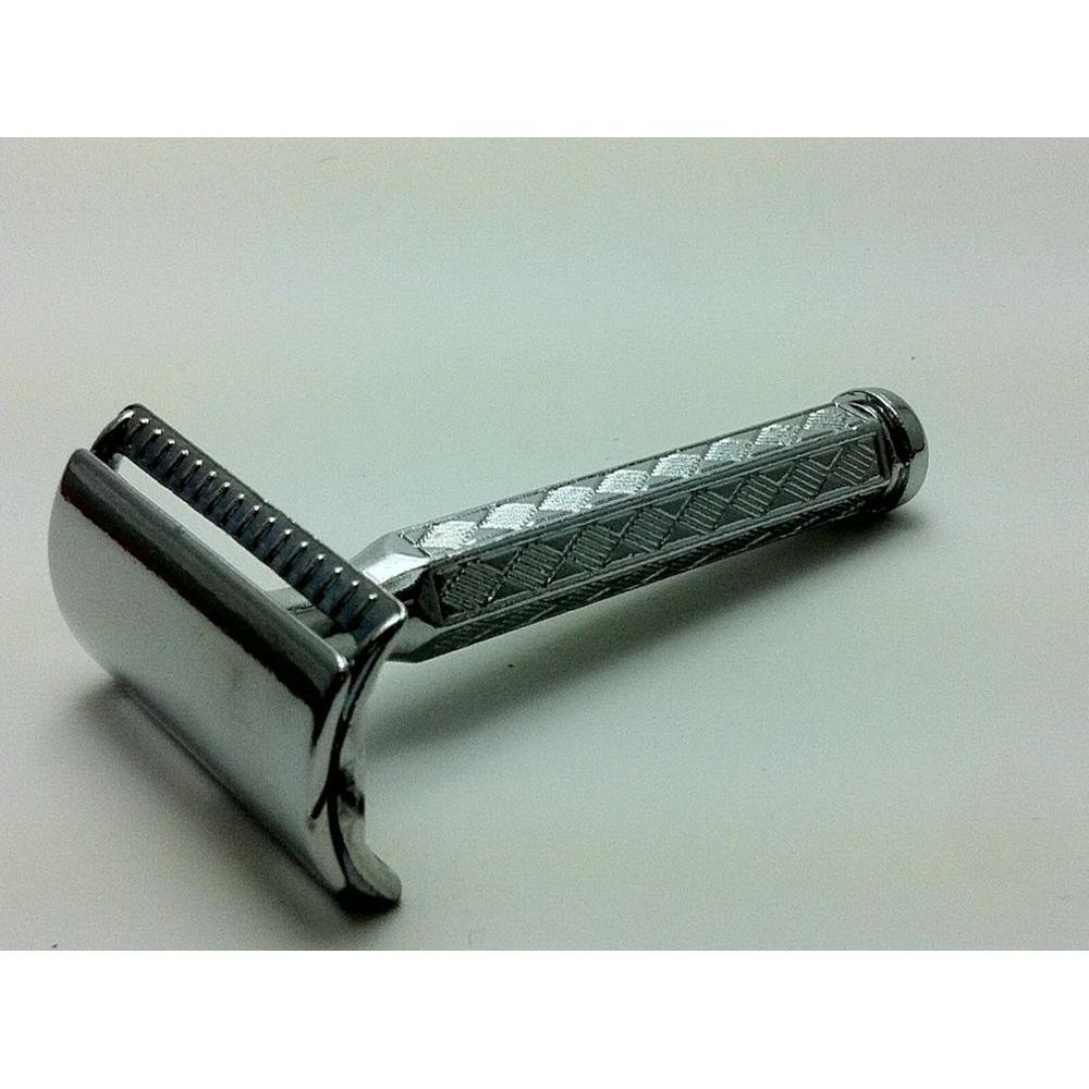 CLASSIC WET SHAVE SAFETY RAZOR with 5 Piece Double Edge Blades ,Good ShAPE