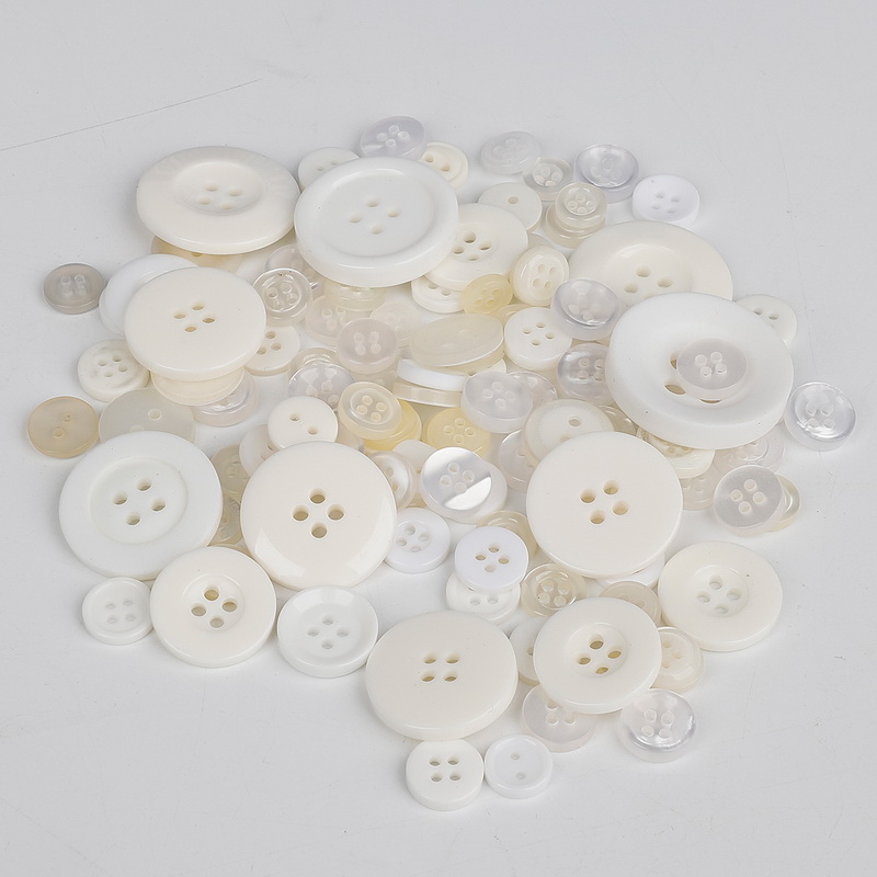Mixed Color & Size Small Plastic Buttons Round Cartoon Button DIY Craft Scrapbooking Sewing Garment Accessories: White