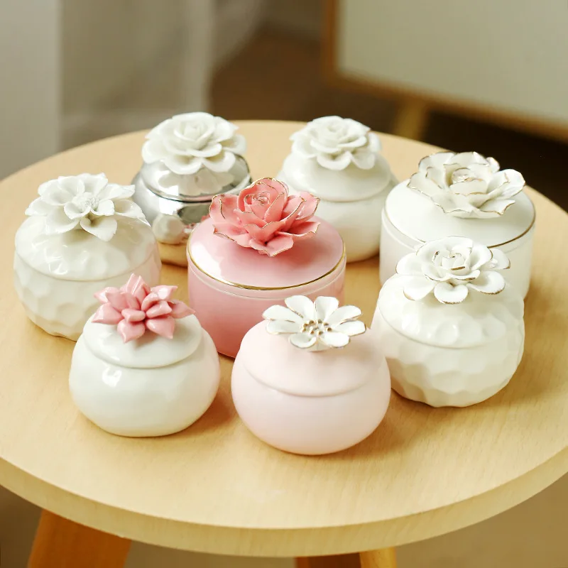 Velas aromáticas de flor de cerezo de soja de lujo, decoración de tarro de fragancia de cerámica de flores pintadas a mano Ins de estilo europeo