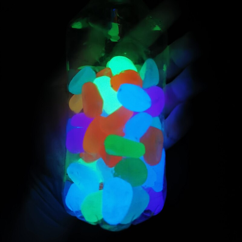 50Pcs Luminous Stone Rocks Glow In The Dark Garden Pebbles for Walkways Path Patio Lawn Pool Aquarium Garden Decor Glow Pebbles