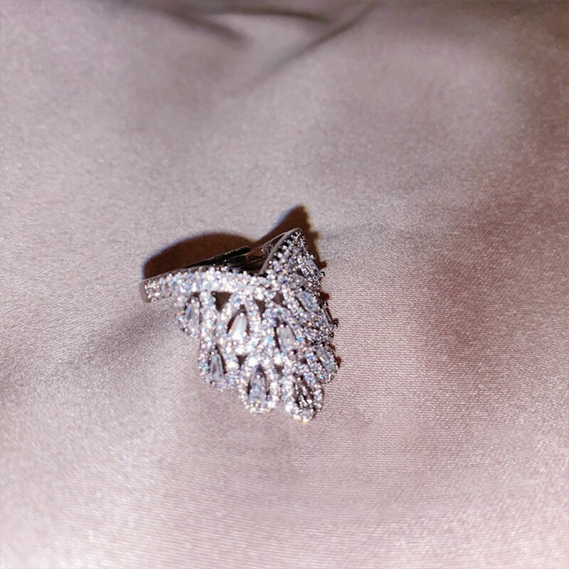 Luxe Kroon Ringen Bling Zirkoon Zilveren Kleur Bruiloft Sieraden Elegante Pauw Ringen Voor Vrouwen Verstelbare Opening Ring