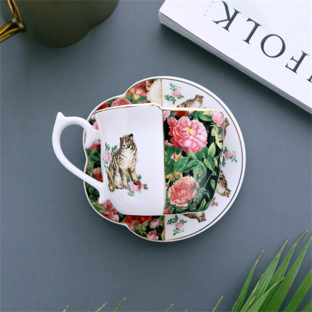 retro arabskie filiżanki robić kawy ceramika kubki spodki popołudniowe TeaSet Espresso filiżanka kawy asymetryczna róża i grafika z tygrysem porcelanowe kubki