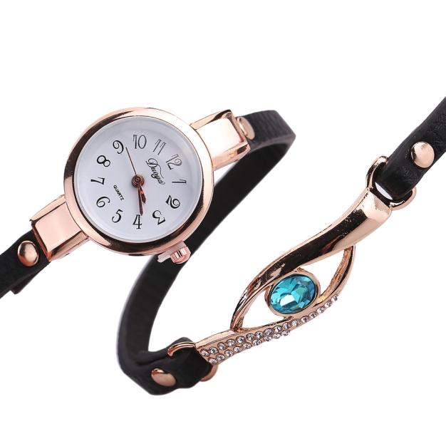 Damklockor dam diamantarmband klockor omlott läderkvartsarmbandsur montre femme relojes: Svart
